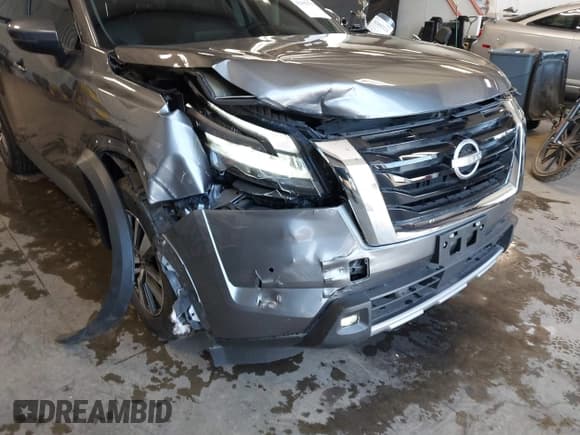 ✅ 2023 Nissan Pathfinder SL • VIN: 5N1DR3CC6PC217426 • Lot: 42485676. Listed on IAAI with 33,422 mi. Free auction sales archive from the USA and detailed vehicle history report at DreamBid. Image 6.