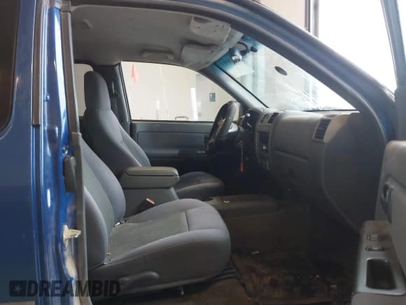 ✅ 2006 Isuzu i-Series S • VIN: 1GGCS198668704167 • Lot: 43780013. Wystawiony na IAAI z przebiegiem 184 292 mil. Bezpłatny archiwum sprzedaży aukcyjnych z USA i szczegółowy raport historii pojazdu na DreamBid. Zdjęcie 5.