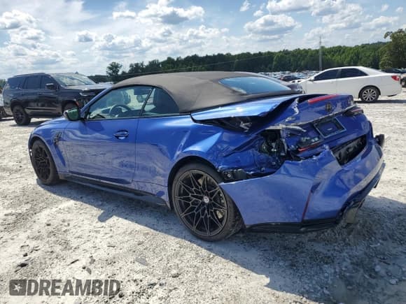 ✅ 2023 BMW M4 Competition xDrive • VIN: WBS33BA0XPCM13463 • Lot: 55806474. Listed on Copart with 9,159 mi. Free auction sales archive from the USA and detailed vehicle history report at DreamBid. Image 2.