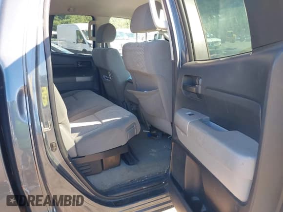 ✅ 2008 Toyota Tundra • VIN: 5TBBV54108S505354 • Лот: 43051312. Опубликован ранее на IAAI с пробегом 277 807 миль. Бесплатный доступ к архиву аукционных продаж из США и подробный отчёт об истории автомобиля на DreamBid. Изображение 8.