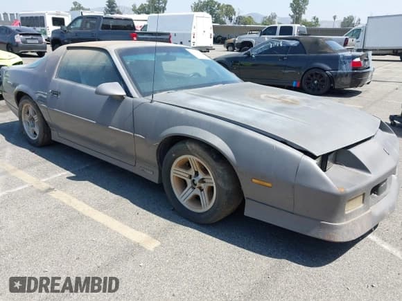 ✅ 1989 Chevrolet Camaro • VIN: 1G1FP21E6KL115613 • Lot: 42483756. Listed on IAAI with 68,983 mi. Free auction sales archive from the USA and detailed vehicle history report at DreamBid. Image 1.