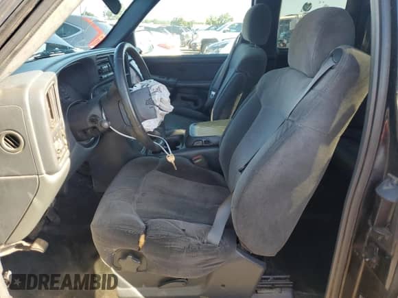 ✅ 2000 Chevrolet Silverado 1500 LS • VIN: 2GCEC19T7Y1374850 • Lot: 68929524. Wystawiony na Copart z przebiegiem 426 938 mil mil. Skorzystaj z bezpłatnego archiwum sprzedaży aukcyjnych z USA i zobacz szczegółowy raport historii pojazdu na DreamBid. Zdjęcie 7.