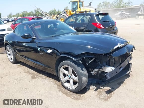 ✅ 2011 BMW Z4 sDrive30i • VIN: WBALM5C50BE378084 • Lot: 42595424. Listed on IAAI with Not provided. Free auction sales archive from the USA and detailed vehicle history report at DreamBid. Image 1.