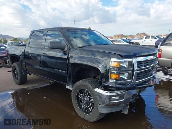 ✅ 2014 Chevrolet Silverado 1500 LT • VIN: 3GCUKREC9EG485390 • Лот: 43268932. Опубликован ранее на IAAI с пробегом 139 299 миль. Бесплатный доступ к архиву аукционных продаж из США и подробный отчёт об истории автомобиля на DreamBid. Изображение 1.