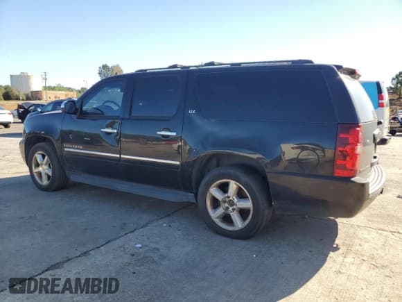 ✅ 2013 Chevrolet Suburban LTZ • VIN: 1GNSCKE08DR105799 • Lot: 93057155. Wystawiony na Copart z przebiegiem 257 010 mil. Bezpłatny archiwum sprzedaży aukcyjnych z USA i szczegółowy raport historii pojazdu na DreamBid. Zdjęcie 2.