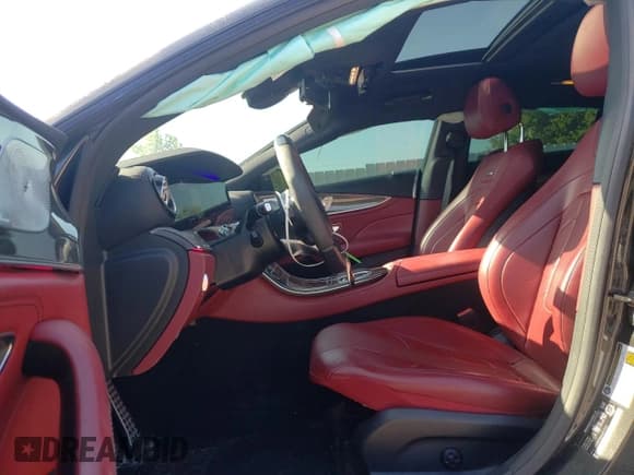 ✅ 2021 Mercedes-Benz CLS 53 AMG • VIN: W1K2J6BB4MA085325 • Lot: 60734785. Wystawiony na Copart z przebiegiem 57 678 mil. Bezpłatny archiwum sprzedaży aukcyjnych z USA i szczegółowy raport historii pojazdu na DreamBid. Zdjęcie 7.