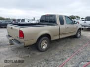 ✅ 2000 Ford F-150 XL • VIN: 1FTRX17L3YNB02903 • Lot: 43556336. Wystawiony na IAAI z przebiegiem Nie podano. Bezpłatny archiwum sprzedaży aukcyjnych z USA i szczegółowy raport historii pojazdu na DreamBid. Zdjęcie 4.