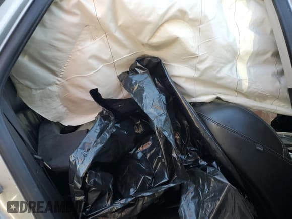 ✅ 2013 Buick Verano Premium Group • VIN: 1G4PT5SV7D4153688 • Lot: 92815035. Wystawiony na Copart z przebiegiem Nie podano. Bezpłatny archiwum sprzedaży aukcyjnych z USA i szczegółowy raport historii pojazdu na DreamBid. Zdjęcie 10.