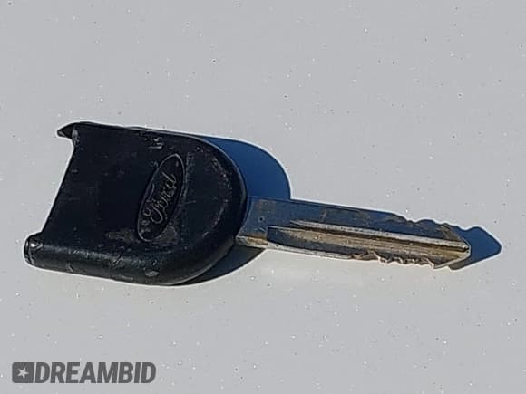 ✅ 2007 Ford F-150 XLT • VIN: 1FTPW12537KD64231 • Лот: 43558235. Опубликован ранее на IAAI с пробегом 216 753 миль. Бесплатный доступ к архиву аукционных продаж из США и подробный отчёт об истории автомобиля на DreamBid. Изображение 11.