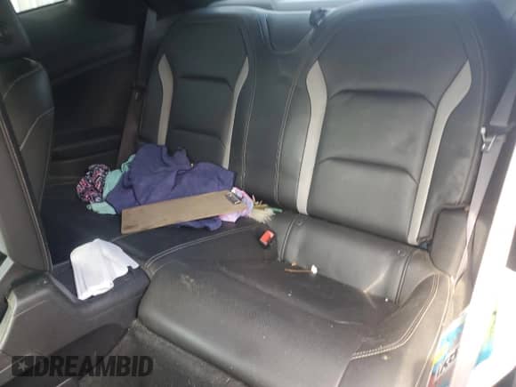 2016 Chevrolet Camaro 2SS z VIN 1G1FG1R71G0131114, wystawiony jako Copart lot #69087245 z przebiegiem 52 499 mil mil oraz Szkoda całkowita • Salvage title. Historia ofert i sprzedaży dostępna na DreamBid. Obrazek 10.