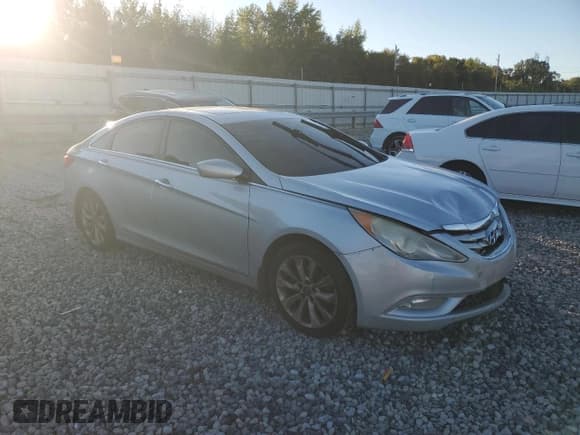 ✅ 2013 Hyundai Sonata SE • VIN: 5NPEC4AC2DH519492 • Lot: 85258745. Listed on Copart with 221,882 mi. Free auction sales archive from the USA and detailed vehicle history report at DreamBid. Image 4.