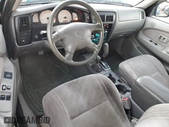 ✅ 2001 Toyota Tacoma • VIN: 5TEWN72N41Z811380 • Lot: 93242955. Listed on Copart with 265,839 mi. Free auction sales archive from the USA and detailed vehicle history report at DreamBid. Image 8.