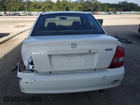 ✅ 1999 Mazda Protege DX • VIN: JM1BJ2224X0107532 • Lot: 73541684. Wystawiony na Copart z przebiegiem 214 226 mil. Bezpłatny archiwum sprzedaży aukcyjnych z USA i szczegółowy raport historii pojazdu na DreamBid. Zdjęcie 6.