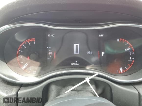 ✅ 2014 Dodge Durango Citadel • VIN: 1C4SDJET6EC267509 • Lot: 54448305. Wystawiony na Copart z przebiegiem 147 616 mil. Bezpłatny archiwum sprzedaży aukcyjnych z USA i szczegółowy raport historii pojazdu na DreamBid. Zdjęcie 9.