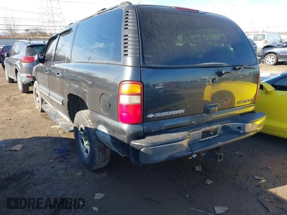 ✅ 2003 Chevrolet Suburban LT • VIN: 3GNFK16ZX3G236355 • Лот: 38329078. Опубликован ранее на IAAI с пробегом 248 228 миль. Бесплатный доступ к архиву аукционных продаж из США и подробный отчёт об истории автомобиля на DreamBid. Изображение 3.