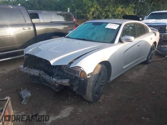 2012 Dodge Charger SXT Plus z VIN 2C3CDXJG1CH169504, wystawiony jako IAAI lot #42977222 z przebiegiem 167 805 mil mil oraz . Historia ofert i sprzedaży dostępna na DreamBid. Obrazek 18.