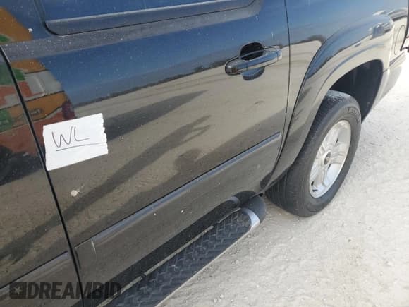 ✅ 2009 Chevrolet Suburban 1LT • VIN: 1GNFK26349R215270 • Lot: 76566284. Wystawiony na Copart z przebiegiem Nie podano. Bezpłatny archiwum sprzedaży aukcyjnych z USA i szczegółowy raport historii pojazdu na DreamBid. Zdjęcie 13.