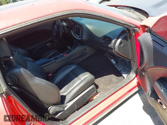 ✅ 2018 Dodge Challenger SXT • VIN: 2C3CDZAG4JH263143 • Lot: 42765510. Wystawiony na IAAI z przebiegiem 55 846 mil. Bezpłatny archiwum sprzedaży aukcyjnych z USA i szczegółowy raport historii pojazdu na DreamBid. Zdjęcie 5.