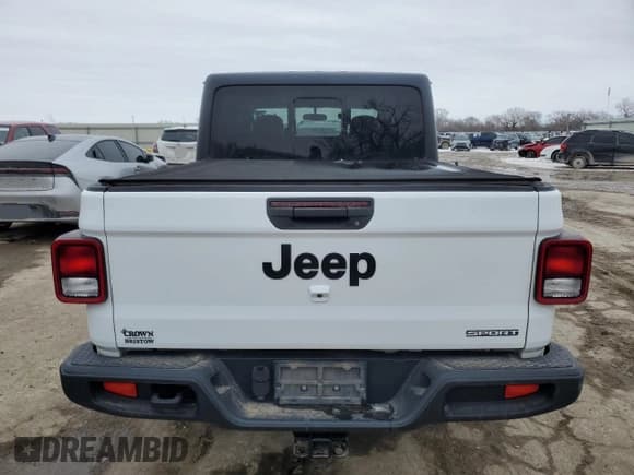 ✅ 2020 Jeep Gladiator Sport S • VIN: 1C6HJTAG6LL119873 • Lot: 46231195. Listed on Copart with 70,105 mi. Free auction sales archive from the USA and detailed vehicle history report at DreamBid. Image 6.