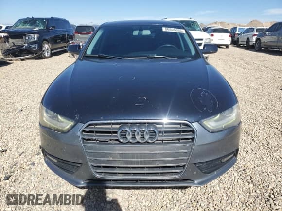 ✅ 2013 Audi A4 Premium • VIN: WAUAFAFL9DA055487 • Lot: 86506065. Wystawiony na Copart z przebiegiem 141 020 mil. Bezpłatny archiwum sprzedaży aukcyjnych z USA i szczegółowy raport historii pojazdu na DreamBid. Zdjęcie 5.