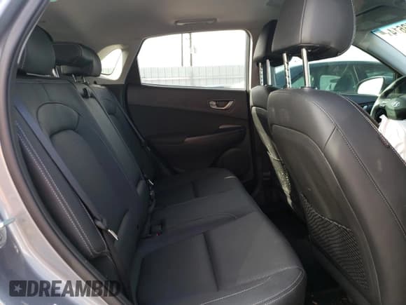 ✅ 2020 Hyundai Kona Limited • VIN: KM8K3CA57LU412128 • Лот: 49233614. Опубликован ранее на Copart с пробегом 33 557 миль. Бесплатный доступ к архиву аукционных продаж из США и подробный отчёт об истории автомобиля на DreamBid. Изображение 10.