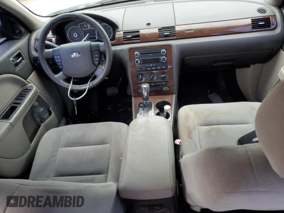 ✅ 2008 Ford Taurus SEL • VIN: 1FAHP24W98G150240 • Лот: 75133174. Опубликован ранее на Copart с пробегом 118 146 миль. Бесплатный доступ к архиву аукционных продаж из США и подробный отчёт об истории автомобиля на DreamBid. Изображение 8.