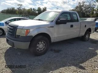 ✅ 2010 Ford F-150 XL • VIN: 1FTEX1CW1AKE26860 • Лот: 82692295. Опубликован ранее на Copart с пробегом 182 432 миль. Бесплатный доступ к архиву аукционных продаж из США и подробный отчёт об истории автомобиля на DreamBid. Изображение 1.