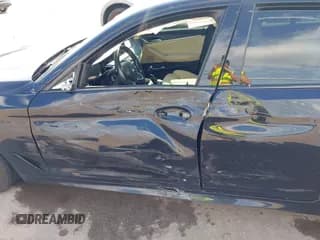 ✅ 2021 BMW 5 Series 530i xDrive • VIN: WBA13BJ04MCG25558 • Lot: 42561425. Listed on IAAI with 110,000 mi. Free auction sales archive from the USA and detailed vehicle history report at DreamBid. Image 6.