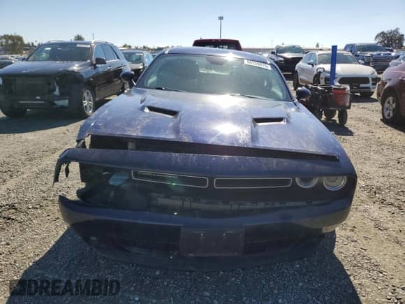 2016 Dodge Challenger SXT Plus с VIN 2C3CDZAG3GH119799, выставлен на аукционе Copart как лот 86539015 с пробегом 93 767 миль миль и Списание • Salvage title. История ставок и продаж доступна на DreamBid. Изображение 5.