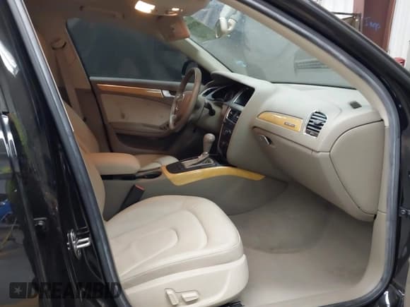 ✅ 2009 Audi A4 Premium • VIN: WAULF78KX9A083838 • Lot: 42422220. Listed on IAAI with 113,114 mi. Free auction sales archive from the USA and detailed vehicle history report at DreamBid. Image 5.