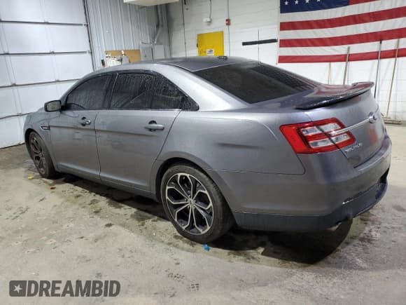 ✅ 2013 Ford Taurus SHO • VIN: 1FAHP2KT9DG139967 • Лот: 90393515. Опубликован ранее на Copart с пробегом 128 882 миль. Бесплатный доступ к архиву аукционных продаж из США и подробный отчёт об истории автомобиля на DreamBid. Изображение 2.
