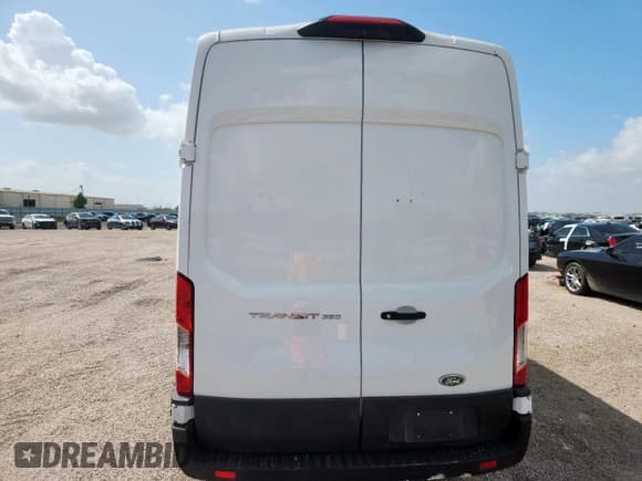 ✅ 2023 Ford Transit Cargo • VIN: 1FTBW3X86PKB92141 • Lot: 61038085. Listed on Copart with 45,032 mi. Free auction sales archive from the USA and detailed vehicle history report at DreamBid. Image 6.