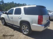 ✅ 2014 GMC Yukon SLT • VIN: 1GKS1CE04ER190215 • Lot: 85530145. Listed on Copart with 225,511 mi. Free auction sales archive from the USA and detailed vehicle history report at DreamBid. Image 2.