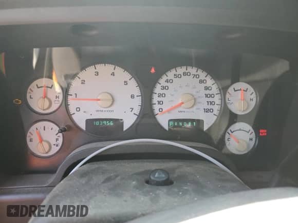 2005 Dodge 1500 SLT с VIN 1D7HU18D25J617265, выставлен на аукционе Copart как лот 68610104 с пробегом 183 956 миль миль и Списание • Salvage title. История ставок и продаж доступна на DreamBid. Изображение 9.