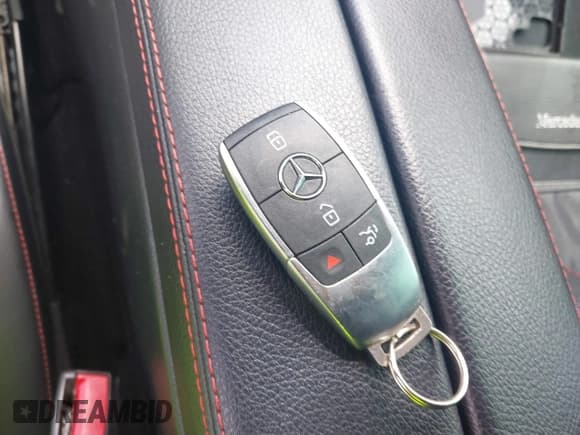 ✅ 2021 Mercedes-Benz GLB 250 • VIN: W1N4M4HBXMW136960 • Лот: 43075027. Опубликован ранее на IAAI с пробегом 87 809 миль. Бесплатный доступ к архиву аукционных продаж из США и подробный отчёт об истории автомобиля на DreamBid. Изображение 11.