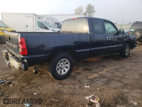 ✅ 2005 Chevrolet Silverado 1500 • VIN: 1GCEC19XX5Z227346 • Лот: 71914014. Опубликован ранее на Copart с пробегом Не указан. Бесплатный доступ к архиву аукционных продаж из США и подробный отчёт об истории автомобиля на DreamBid. Изображение 3.