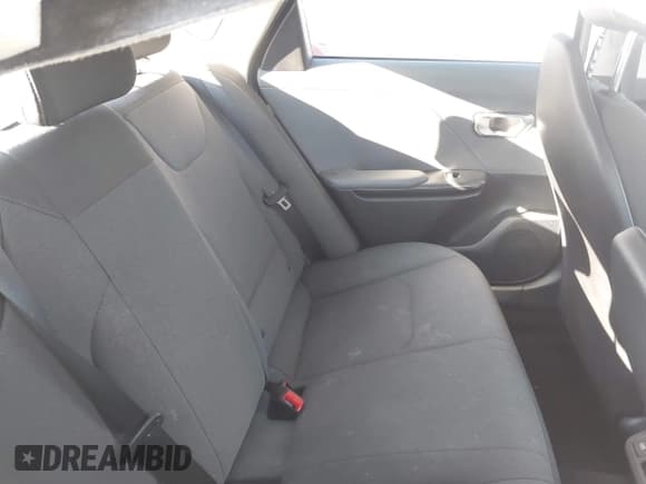 ✅ 2025 Kia K4 LXS • VIN: 3KPFT4DE0SE035761 • Lot: 43266565. Wystawiony na IAAI z przebiegiem 20 629 mil. Bezpłatny archiwum sprzedaży aukcyjnych z USA i szczegółowy raport historii pojazdu na DreamBid. Zdjęcie 8.