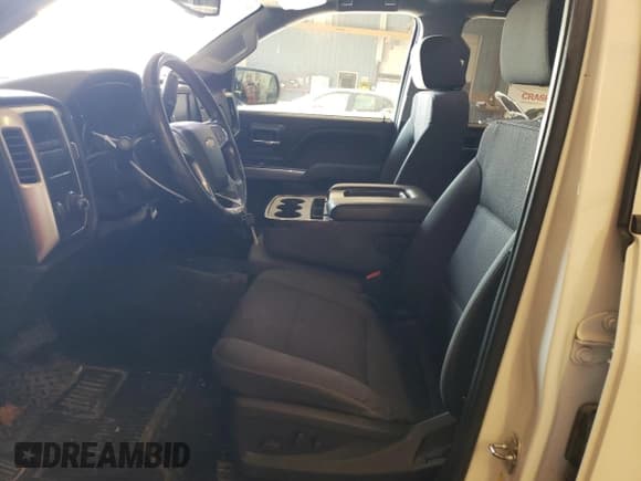 ✅ 2018 Chevrolet Silverado 1500 LT • VIN: 1GCRCREH5JZ279217 • Лот: 70867664. Опубликован ранее на Copart с пробегом 122 920 миль. Бесплатный доступ к архиву аукционных продаж из США и подробный отчёт об истории автомобиля на DreamBid. Изображение 7.