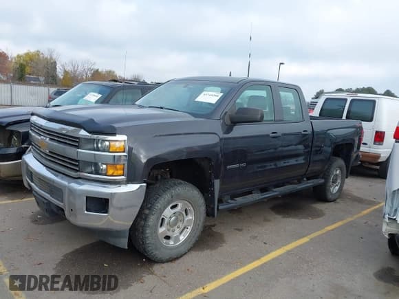 ✅ 2016 Chevrolet Silverado 2500HD Work Truck • VIN: 1GC2KUEG8GZ327106 • Лот: 43749200. Опубликован ранее на IAAI с пробегом 111 831 миль. Бесплатный доступ к архиву аукционных продаж из США и подробный отчёт об истории автомобиля на DreamBid. Изображение 2.