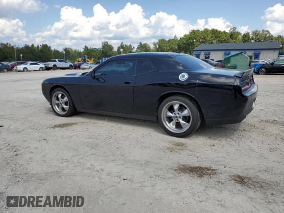 ✅ 2018 Dodge Challenger SXT Plus • VIN: 2C3CDZAGXJH229594 • Lot: 68194653. Wystawiony na Copart z przebiegiem 97 768 mil. Bezpłatny archiwum sprzedaży aukcyjnych z USA i szczegółowy raport historii pojazdu na DreamBid. Zdjęcie 2.