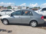 ✅ 2011 Nissan Versa S • VIN: 3N1BC1AP3BL391686 • Lot: 43289885. Wystawiony na IAAI z przebiegiem 131 469 mil. Bezpłatny archiwum sprzedaży aukcyjnych z USA i szczegółowy raport historii pojazdu na DreamBid. Zdjęcie 15.