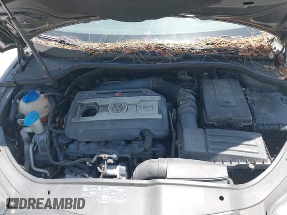 ✅ 2010 Volkswagen Eos • VIN: WVWAA7AH1AV011561 • Лот: 42676740. Опубликован ранее на IAAI с пробегом 118 958 миль. Бесплатный доступ к архиву аукционных продаж из США и подробный отчёт об истории автомобиля на DreamBid. Изображение 10.