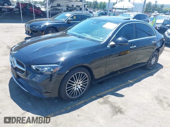 ✅ 2024 Mercedes-Benz C 300 • VIN: W1KAF4GB2RR215525 • Lot: 42935036. Wystawiony na IAAI z przebiegiem 22 962 mil. Bezpłatny archiwum sprzedaży aukcyjnych z USA i szczegółowy raport historii pojazdu na DreamBid. Zdjęcie 2.