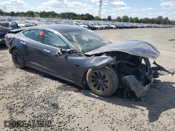 ✅ 2021 Tesla Model S Long Range Plus • VIN: 5YJSA1E23MF423765 • Лот: 80638175. Опубликован ранее на Copart с пробегом Не указан. Бесплатный доступ к архиву аукционных продаж из США и подробный отчёт об истории автомобиля на DreamBid. Изображение 4.