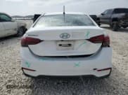 ✅ 2018 Hyundai Accent SE • VIN: 3KPC24A31JE033525 • Лот: 48105105. Опубликован ранее на Copart с пробегом 85 641 миль. Бесплатный доступ к архиву аукционных продаж из США и подробный отчёт об истории автомобиля на DreamBid. Изображение 6.