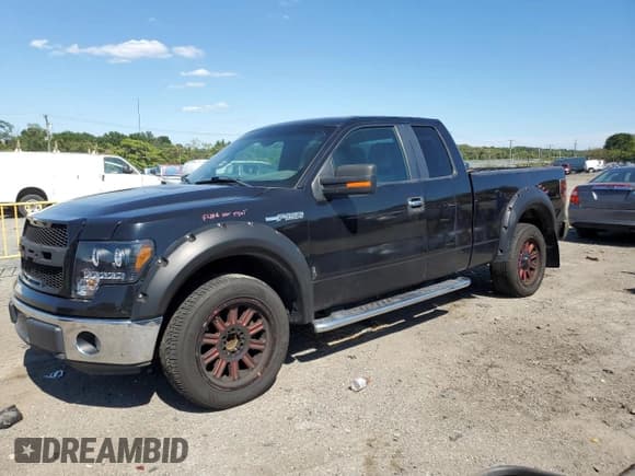 ✅ 2012 Ford F-150 XL • VIN: 1FTEX1CM3CFB33102 • Lot: 71167355. Listed on Copart with 267,282 mi. Free auction sales archive from the USA and detailed vehicle history report at DreamBid. Image 1.