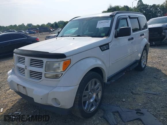 ✅ 2011 Dodge Nitro Heat • VIN: 1D4PU4GX0BW564036 • Lot: 42855542. Listed on IAAI with 156,845 mi. Free auction sales archive from the USA and detailed vehicle history report at DreamBid. Image 2.