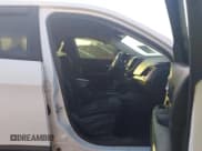 ✅ 2015 Jeep Cherokee Sport • VIN: 1C4PJMAB9FW661485 • Lot: 43363750. Wystawiony na IAAI z przebiegiem 172 584 mil. Bezpłatny archiwum sprzedaży aukcyjnych z USA i szczegółowy raport historii pojazdu na DreamBid. Zdjęcie 5.