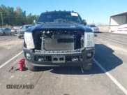 ✅ 2014 Ford F-250 XL • VIN: 1FT7W2B60EEA97155 • Lot: 43595294. Wystawiony na IAAI z przebiegiem 272 245 mil. Bezpłatny archiwum sprzedaży aukcyjnych z USA i szczegółowy raport historii pojazdu na DreamBid. Zdjęcie 6.