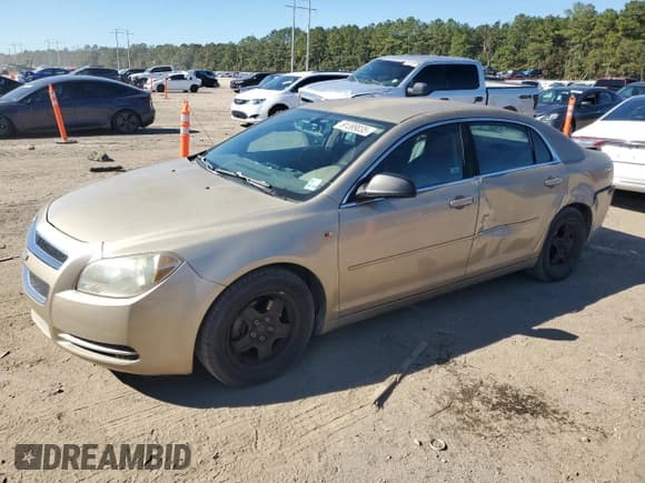 ✅ 2008 Chevrolet Malibu 1LS • VIN: 1G1ZG57BX8F256221 • Lot: 91399035. Listed on Copart with 122,427 mi. Free auction sales archive from the USA and detailed vehicle history report at DreamBid. Image 1.